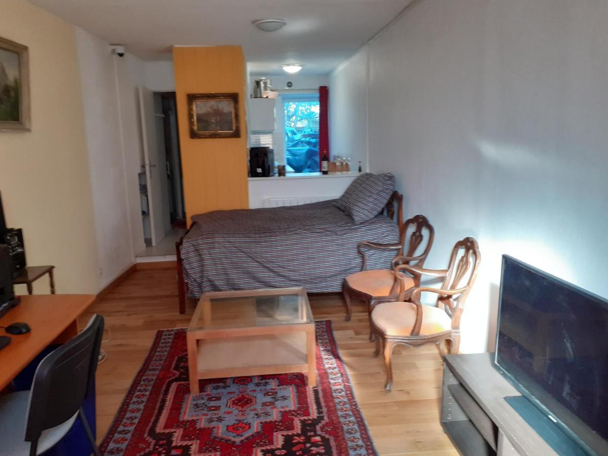 Appartement En Plein Coeur De Milly-La-Foret Buitenkant foto