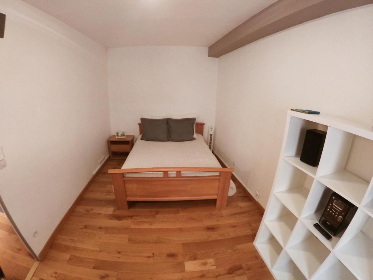 Appartement En Plein Coeur De Milly-La-Foret Buitenkant foto