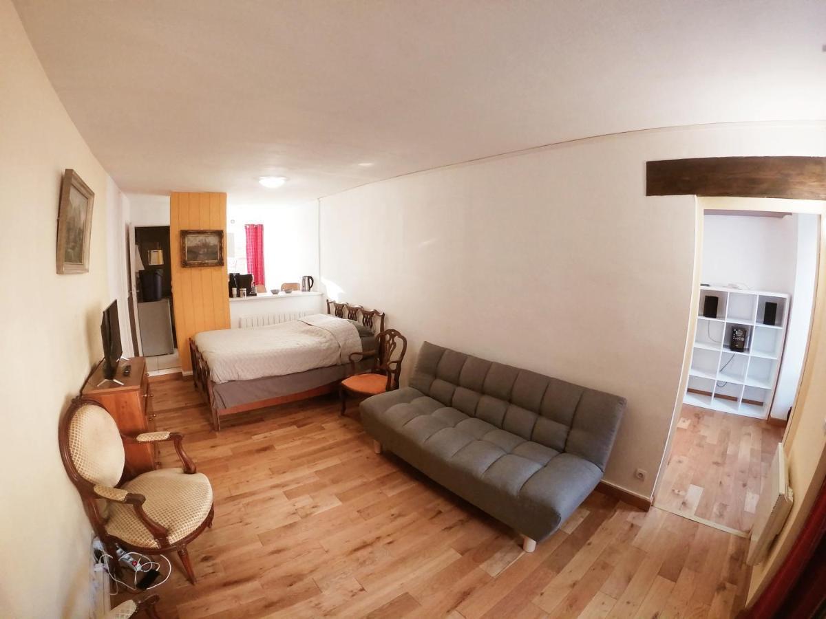 Appartement En Plein Coeur De Milly-La-Foret Buitenkant foto