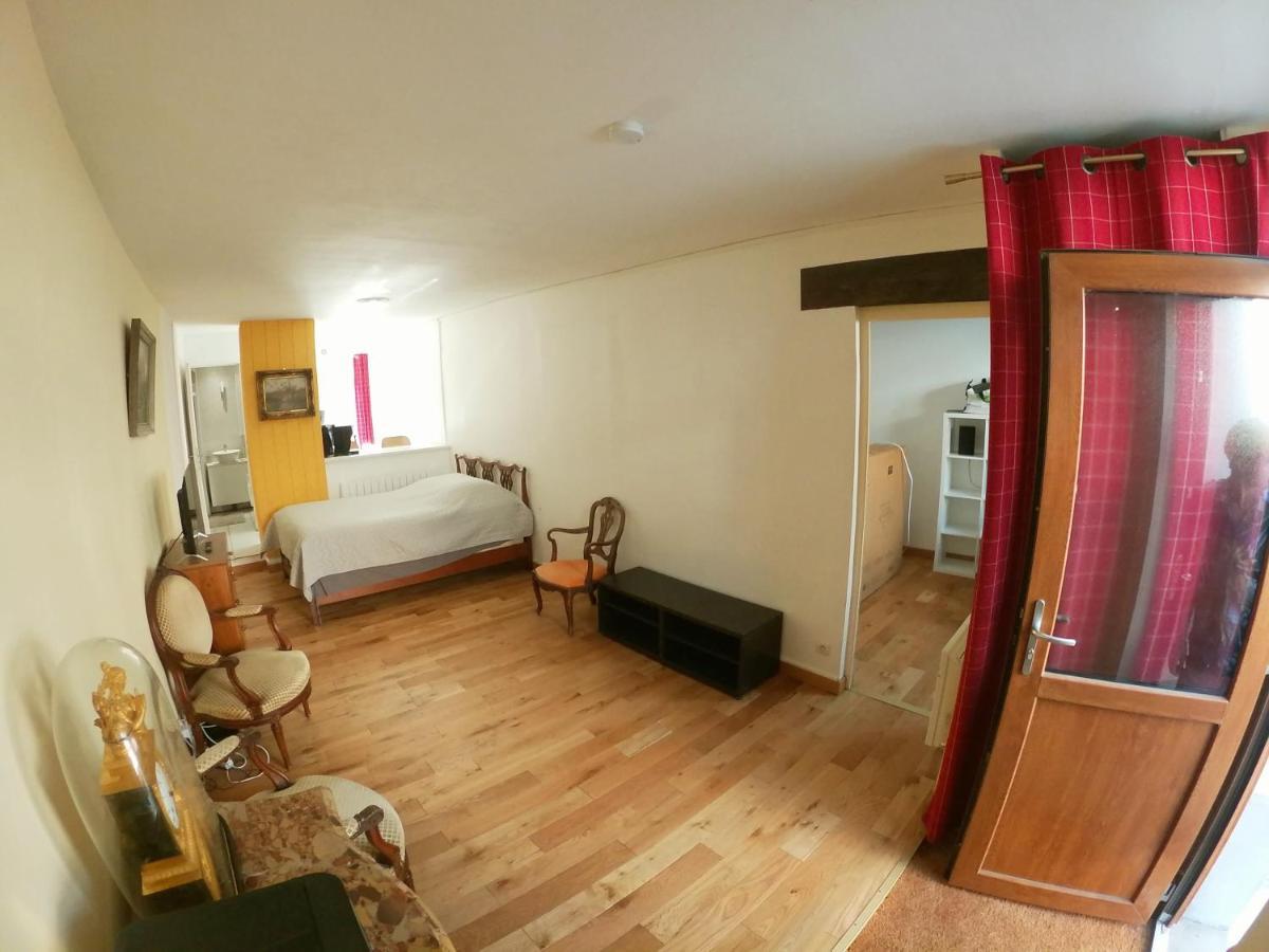 Appartement En Plein Coeur De Milly-La-Foret Buitenkant foto